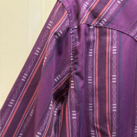 Wrangler western snap women shirt, good condition, size XL - Picture 11 of 15